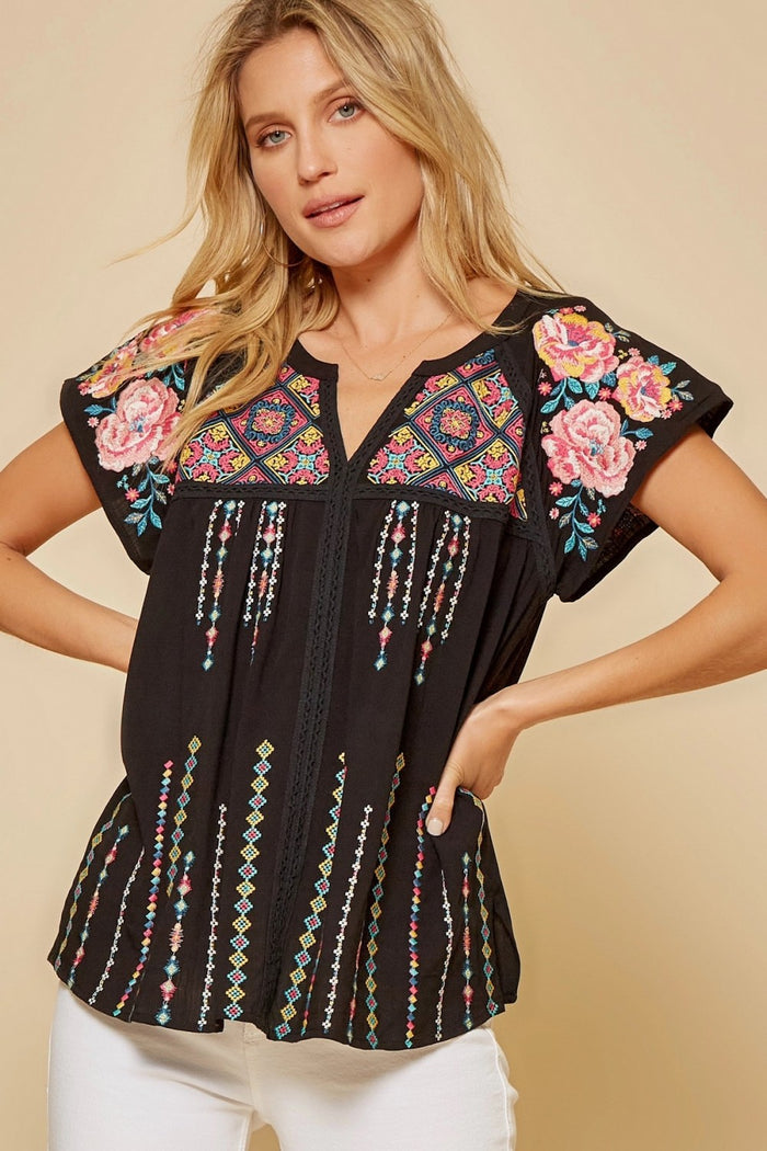 unit by andree / savanna jane Floral Embroidered & Lace Top