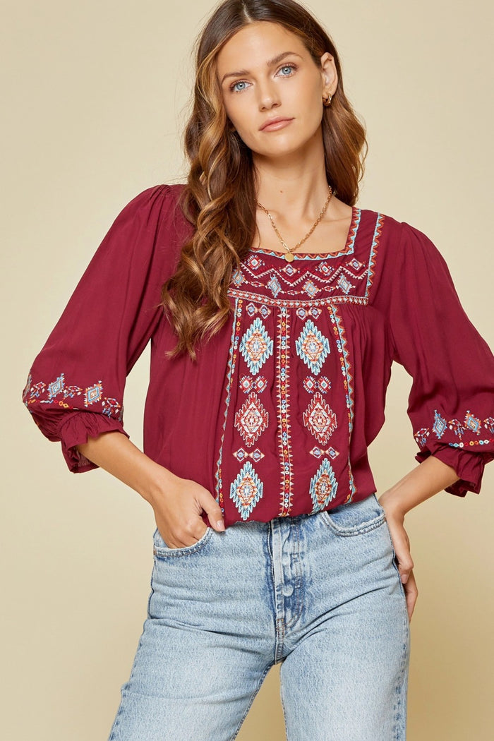 andree by unit / savanna jane embroidered peasant top